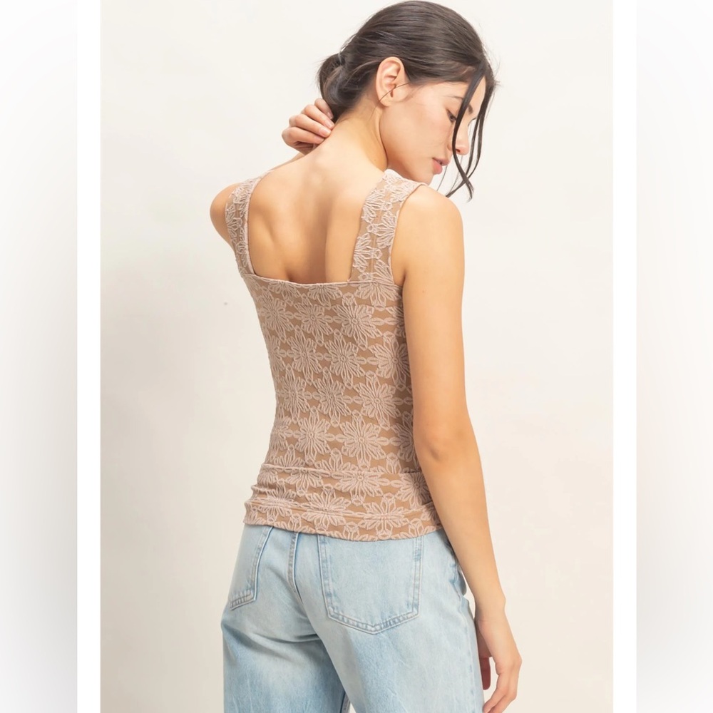 NEW HYFVE Taupe Floral Jacquard Square Neck Tank S M L - Picture 4 of 7